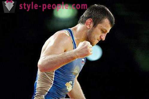 Denis Tsargoesj, Russisch freestyle worstelaar: biografie, persoonlijke leven, sportprestaties