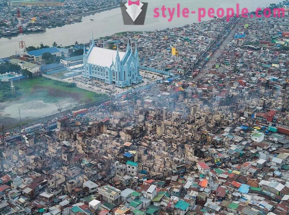 De sloppenwijken van Manila vogelvlucht