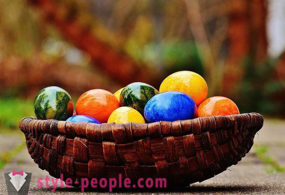 Tradities licht van Pasen in verschillende landen