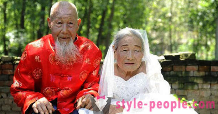 Na 80 jaar huwelijk, het paar eindelijk een bruiloft fotoshoot