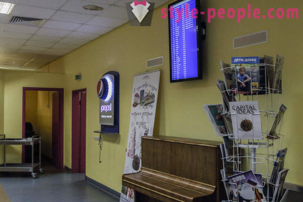 Crisis figizis We hebben de goedkope eetgelegenheden te vinden in alle luchthavens van Moskou