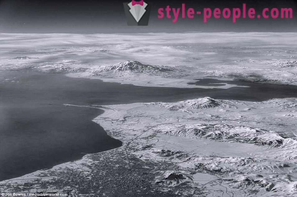 De wereld zoals je nog nooit hebt gezien: luchtfotografie in het infrarode bereik