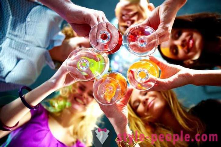 Hoe de verschillende soorten alcohol te drinken