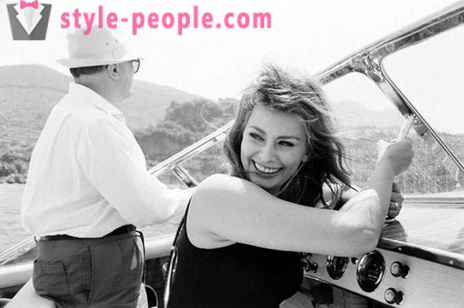15 foto's van Sophia Loren, niet bestemd voor publicatie