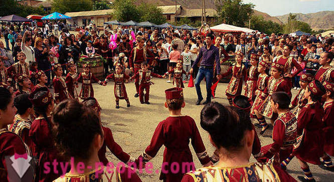 Zoals de Armeense Areni Wine Festival vindt plaats