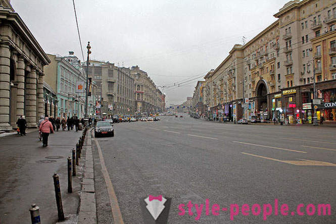 Hoe heeft 10-way snelweg in het centrum van Moskou