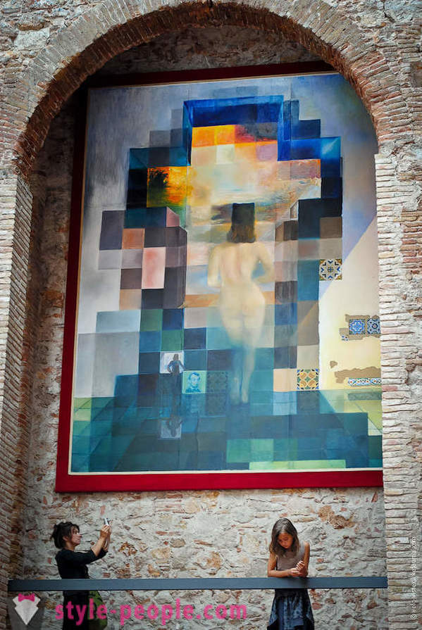 Salvador Dali Museum en het kasteel van zijn vrouw