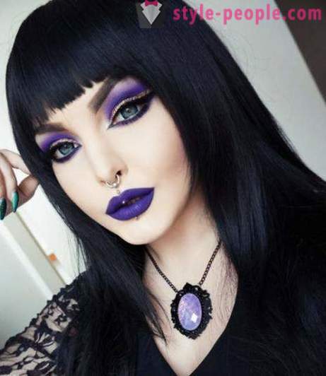 Gothic make-up: variaties en technieken die betrokken zijn bij het huis