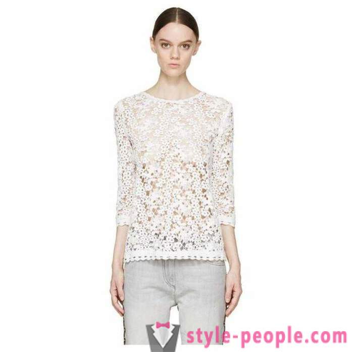 Lace blouse: Fundamentals modieuze image