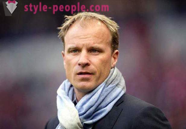 Dennis Bergkamp - Nederlandse voetbalcoach. Biografie sportcarrière