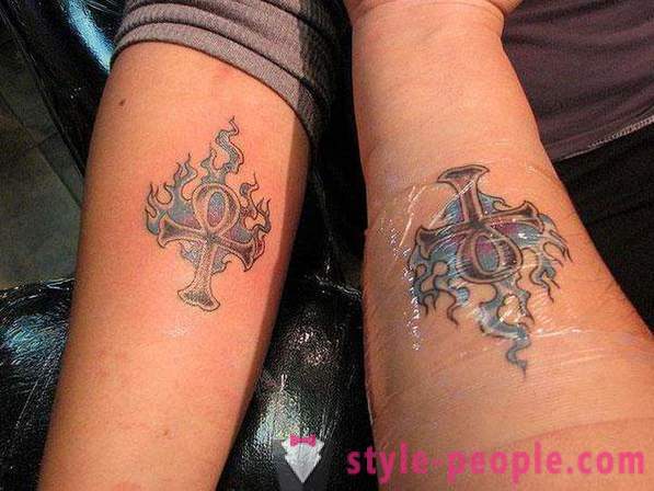Gekoppelde tattoo voor twee - het bewijs van de eeuwige liefde