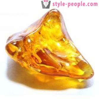 Amber Stone: onroerend goed, waarde, oorsprong en de prijs. De magische eigenschappen van amber