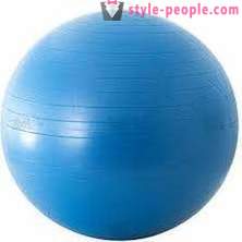 Oefening op fitball Slimming. De beste oefeningen (fitball) voor beginners