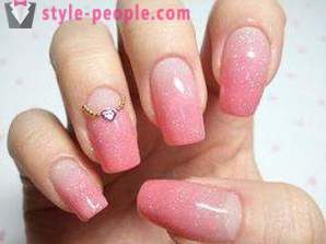 Manicure Bruiloft op korte en lange nagels