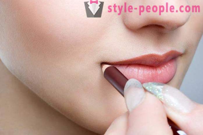 Tips en trucs: hoe lip voller te maken thuis