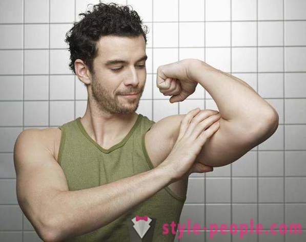 Hoe de biceps thuis op te bouwen? Hoe de biceps te bouwen zonder halters - oefeningen