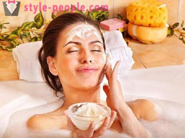 Zorg voor je huid goed: gezichtsmasker van aardbei en andere beauty geheimen