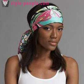 Leer hoe je een sjaal te binden op uw hoofd correct en stijlvol.